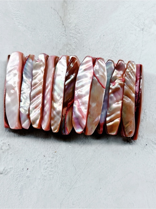 Jewelry - 6305mc. Peach Shell Stretch Bracelet